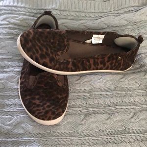 Madlove cheetah print slip on shoes size 9
